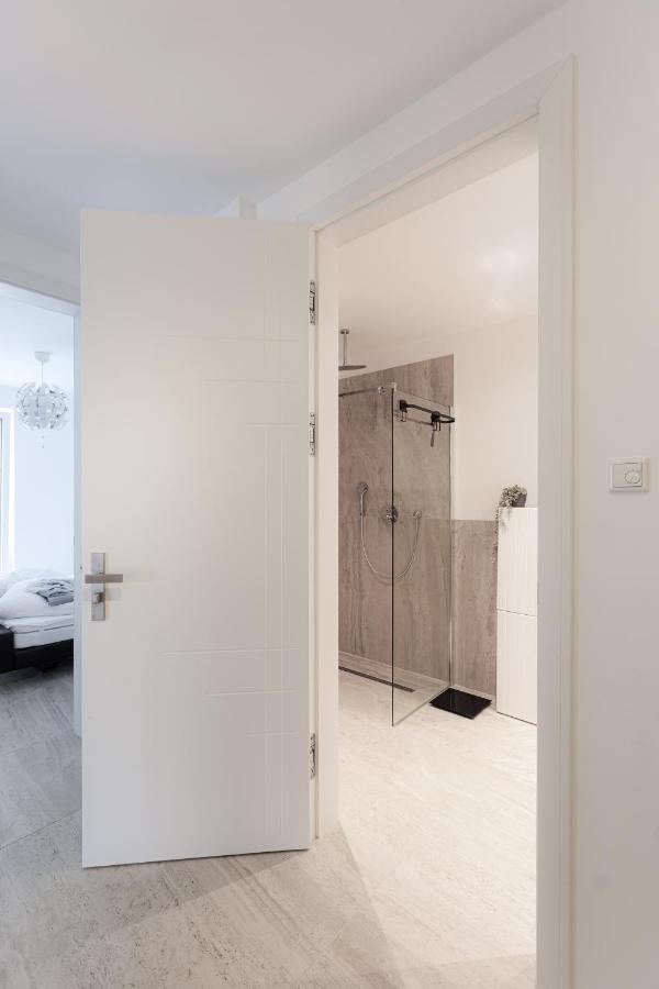 Lulex IV - Traumwohnung Terasse Garten In Neuss Buitenkant foto